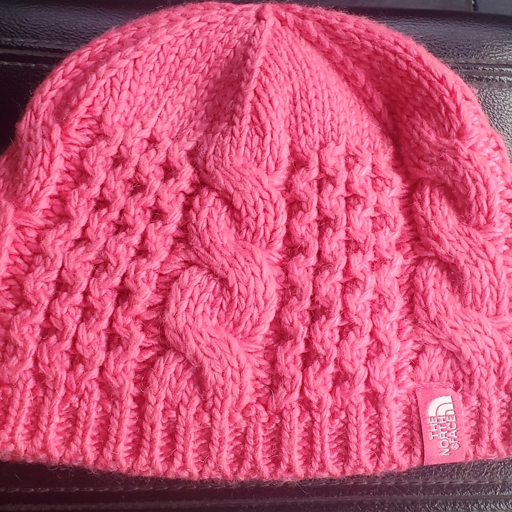 The North Face Kids' Bright Pink Cable Knit Beanie One Size No Tag